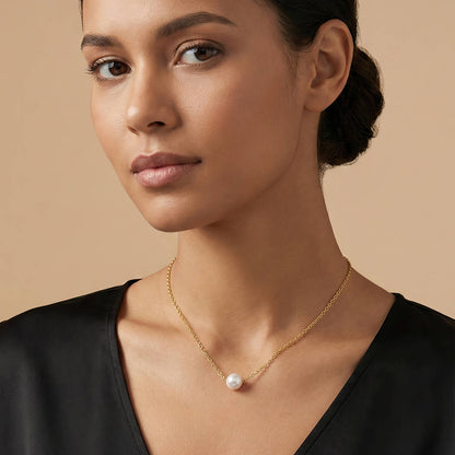 Bianca Perla Necklace