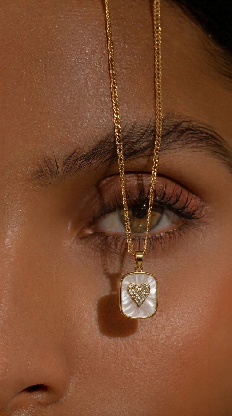 Amora Necklace