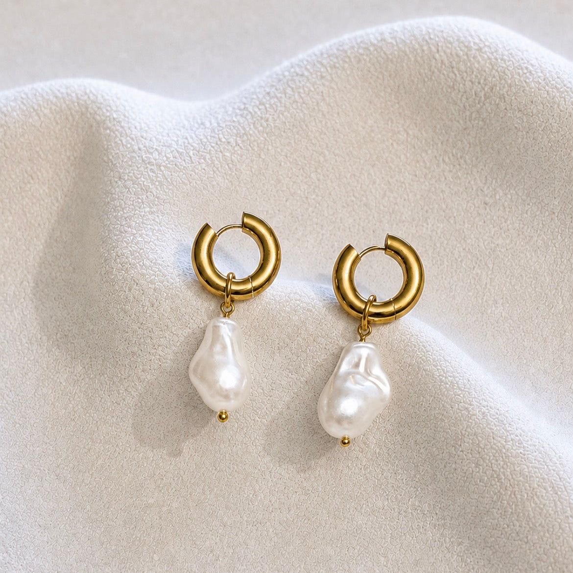 Luna Earrings